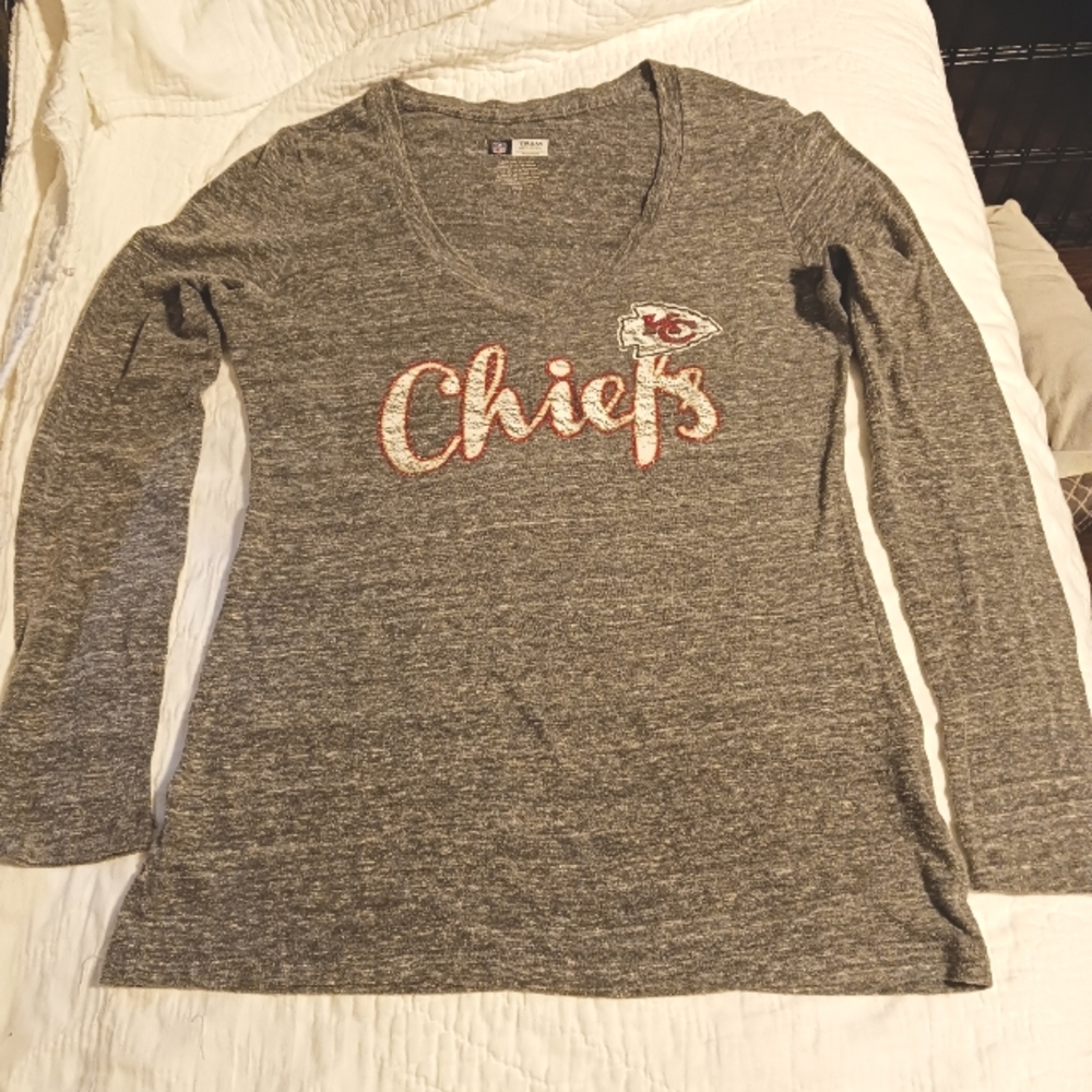 Kansas City Cheifs Long Sleeve Gray Tee
